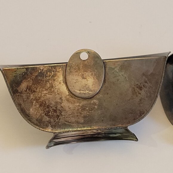 Pair Of Vintage Wm. A Rogers Silver-Plated Bowls With Patina Finish - Picture 5 of 8